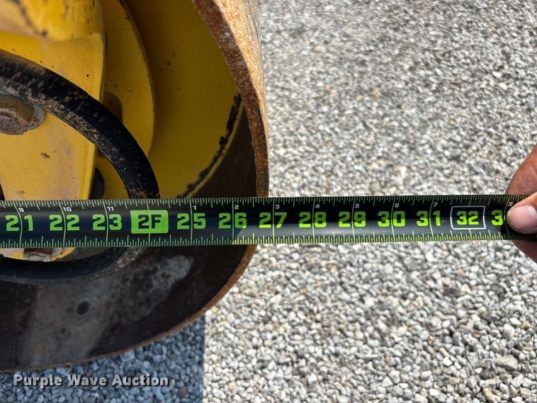 image for item FG0552 Hypac C747C double drum vibratory roller