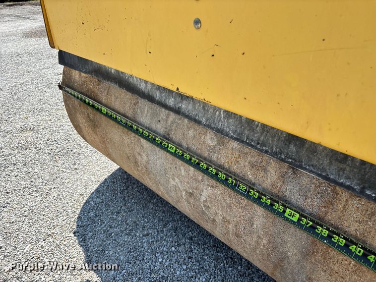 image for item FG0552 Hypac C747C double drum vibratory roller