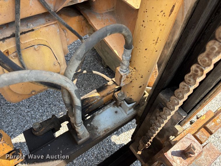 image for item FG0554 1993 Case 586E forklift
