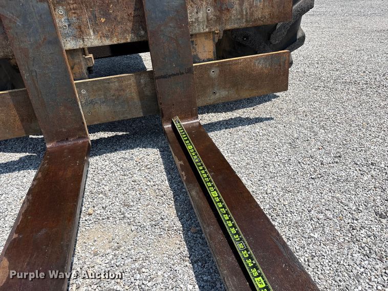 image for item FG0554 1993 Case 586E forklift