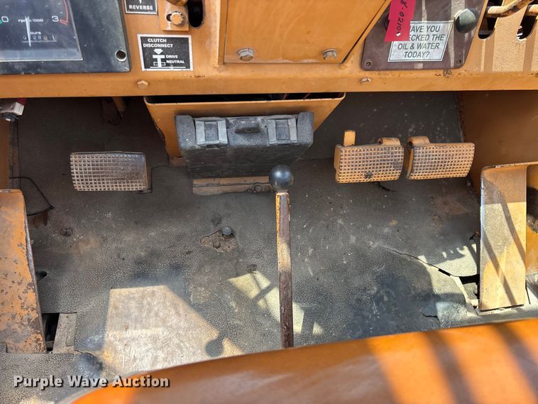 image for item FG0554 1993 Case 586E forklift