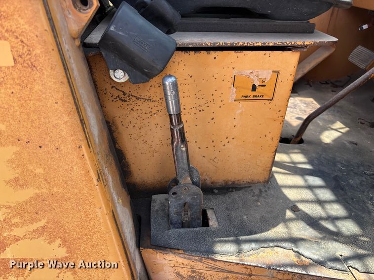 image for item FG0554 1993 Case 586E forklift