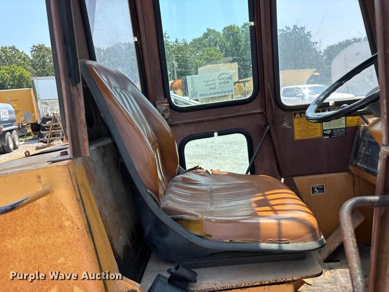 image for item FG0554 1993 Case 586E forklift