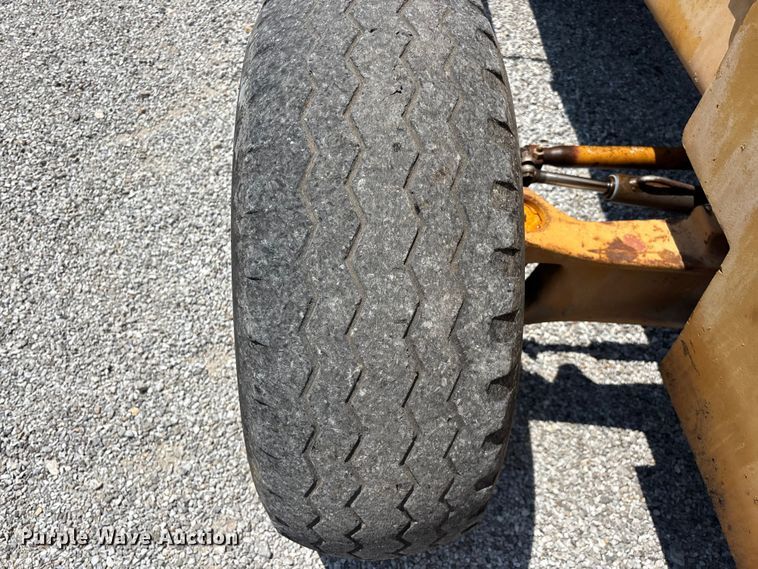 image for item FG0554 1993 Case 586E forklift