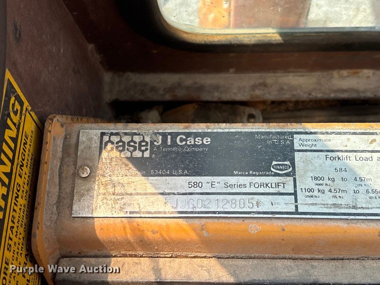 image for item FG0554 1993 Case 586E forklift