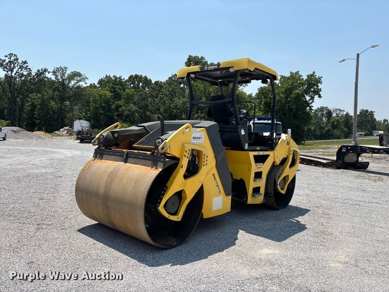 image for item FG0555 2015 Bomag BW 161 AD-5 double drum vibratory roller