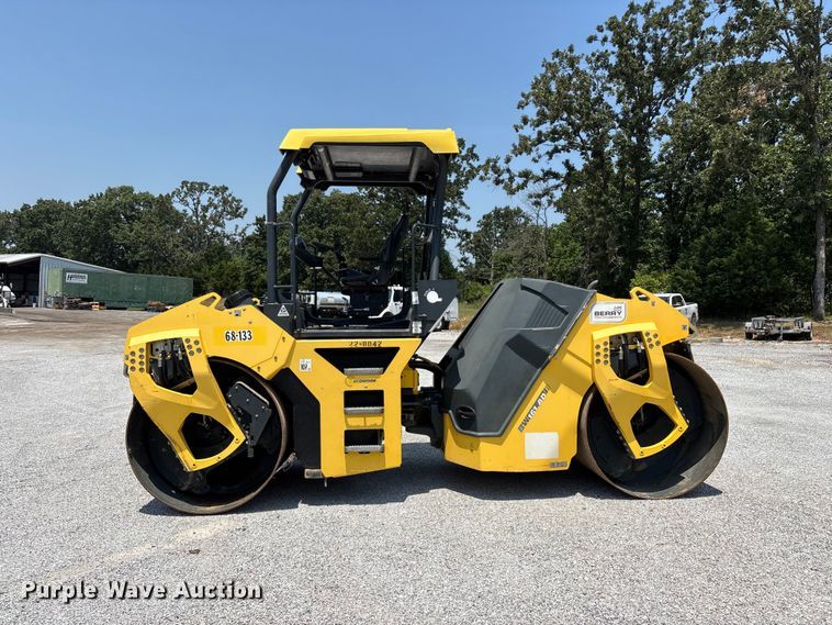 image for item FG0555 2015 Bomag BW 161 AD-5 double drum vibratory roller