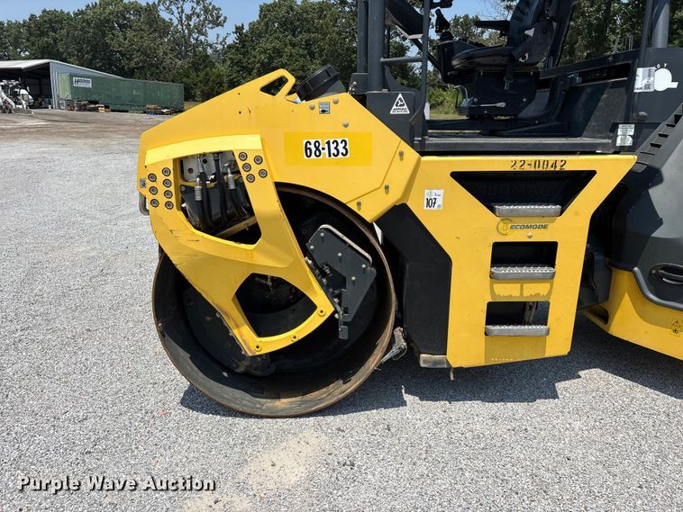 image for item FG0555 2015 Bomag BW 161 AD-5 double drum vibratory roller