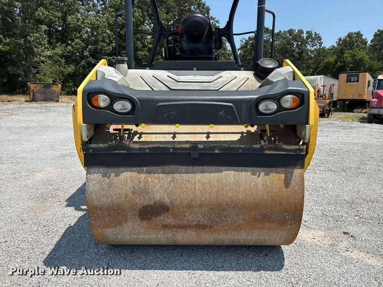 image for item FG0555 2015 Bomag BW 161 AD-5 double drum vibratory roller
