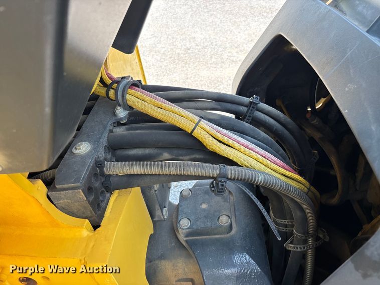 image for item FG0555 2015 Bomag BW 161 AD-5 double drum vibratory roller