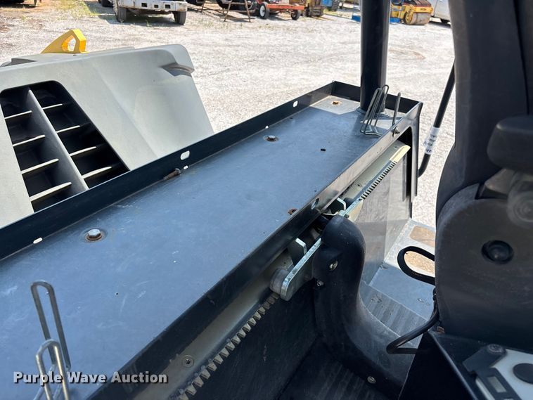 image for item FG0555 2015 Bomag BW 161 AD-5 double drum vibratory roller