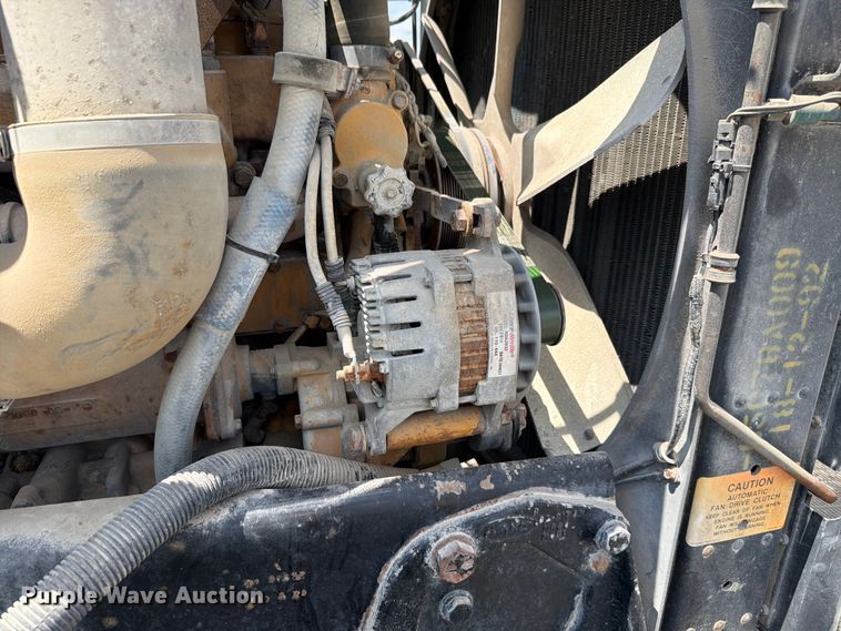 image for item FH6179 1993 Peterbilt 357 semi truck