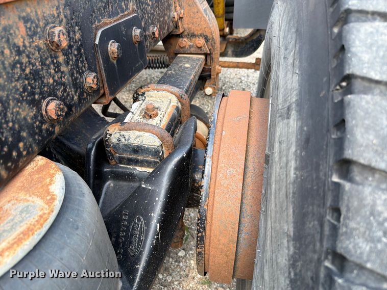 image for item FH6179 1993 Peterbilt 357 semi truck