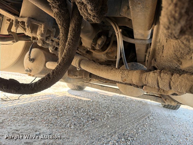 image for item FH6252 1995 International F-9370 dump truck