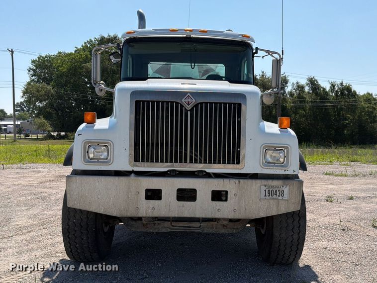 image for item FH6253 2007 International DF557 Paystar 5000 ready mix truck