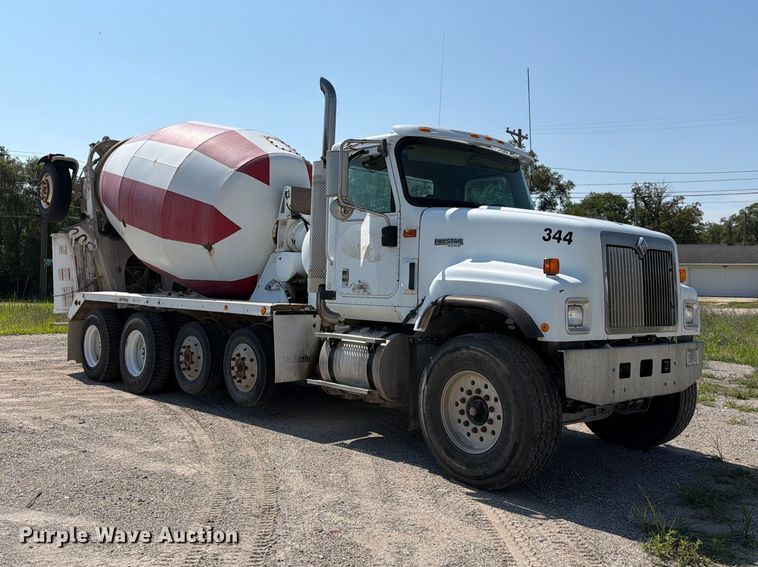 image for item FH6253 2007 International DF557 Paystar 5000 ready mix truck