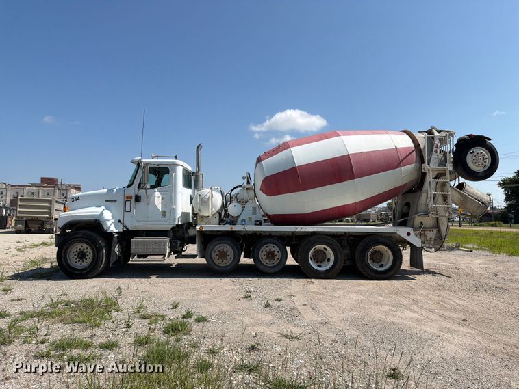 image for item FH6253 2007 International DF557 Paystar 5000 ready mix truck