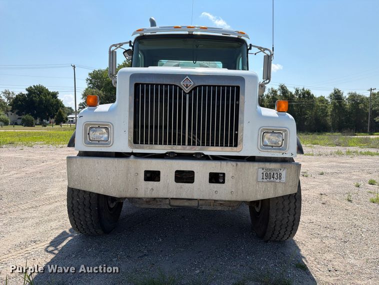 image for item FH6253 2007 International DF557 Paystar 5000 ready mix truck