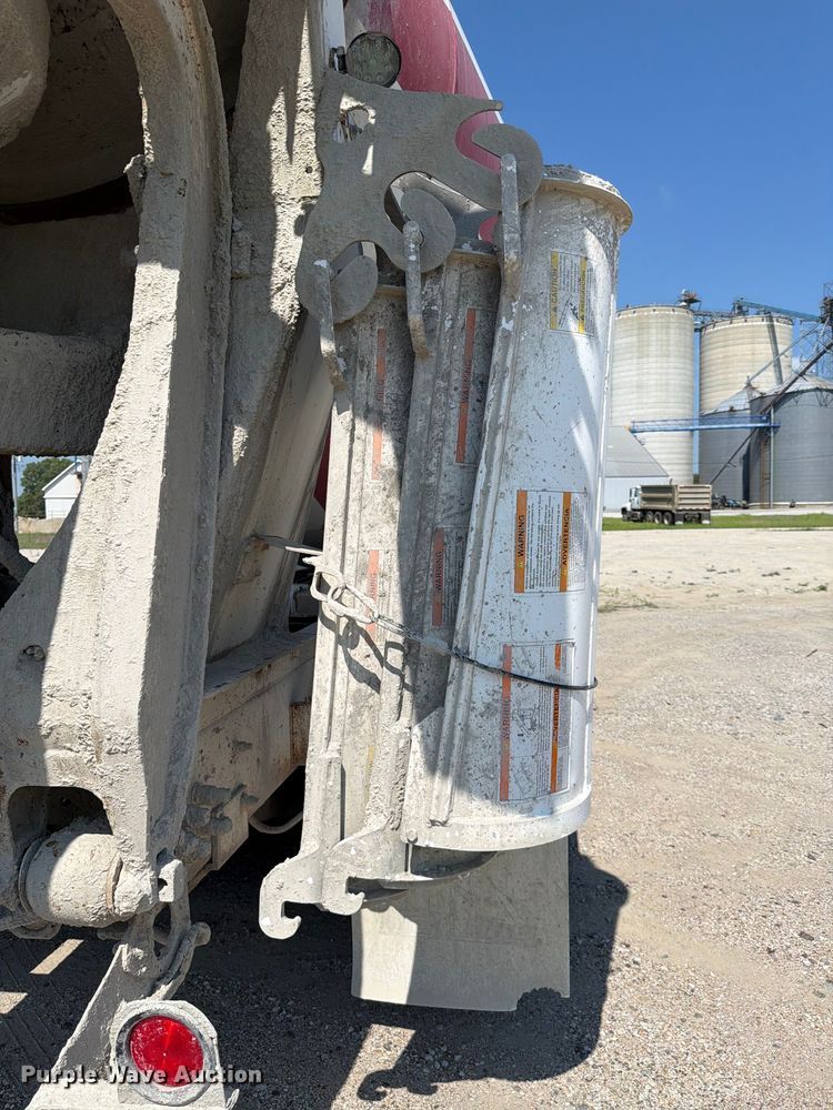 image for item FH6253 2007 International DF557 Paystar 5000 ready mix truck