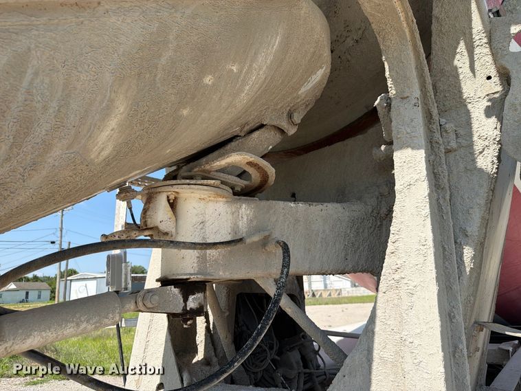 image for item FH6253 2007 International DF557 Paystar 5000 ready mix truck
