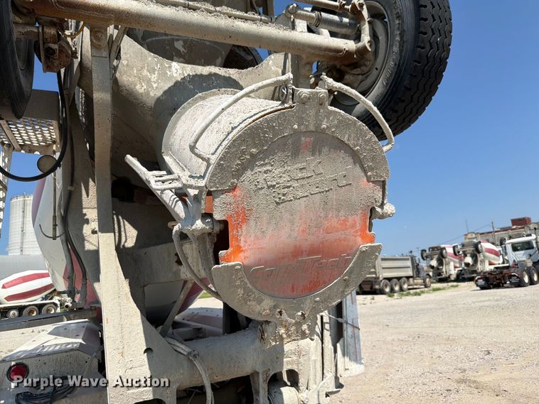 image for item FH6253 2007 International DF557 Paystar 5000 ready mix truck