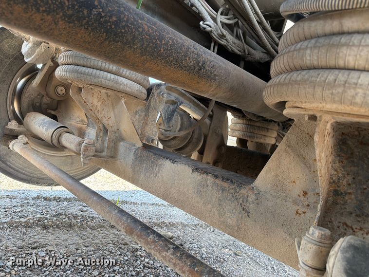 image for item FH6253 2007 International DF557 Paystar 5000 ready mix truck