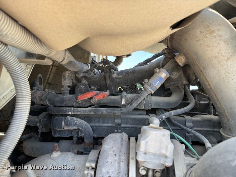 image for item FH6253 2007 International DF557 Paystar 5000 ready mix truck