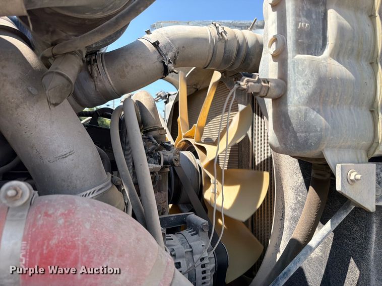 image for item FH6253 2007 International DF557 Paystar 5000 ready mix truck
