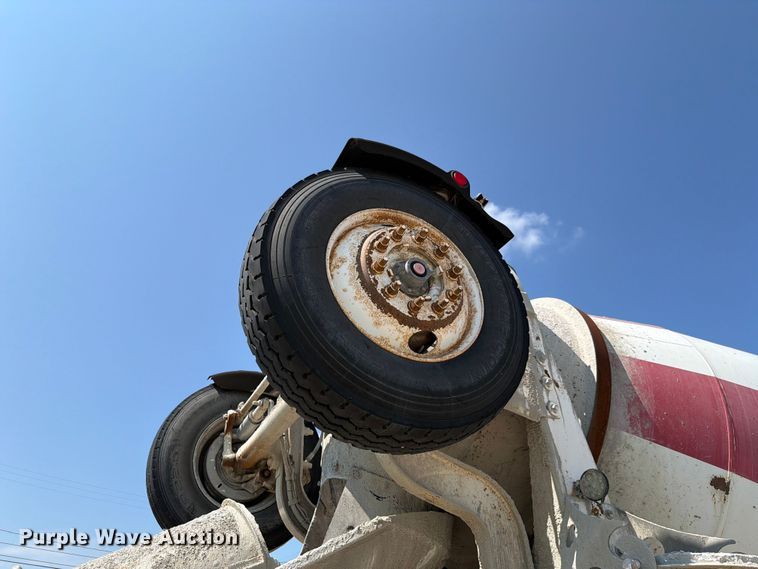 image for item FH6253 2007 International DF557 Paystar 5000 ready mix truck