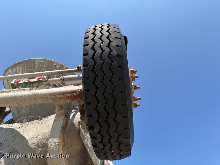 image for item FH6253 2007 International DF557 Paystar 5000 ready mix truck