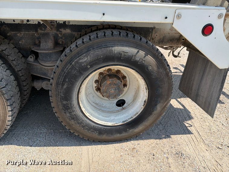 image for item FH6253 2007 International DF557 Paystar 5000 ready mix truck