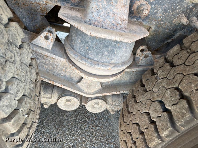 image for item FH6253 2007 International DF557 Paystar 5000 ready mix truck