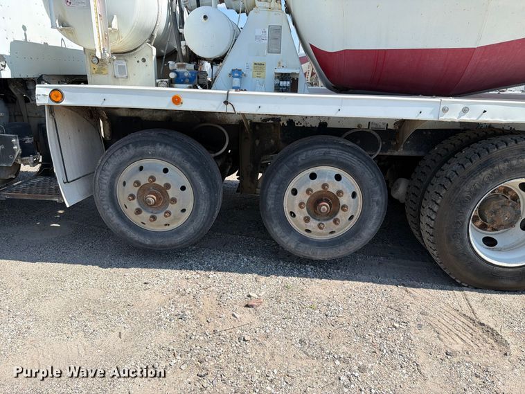 image for item FH6253 2007 International DF557 Paystar 5000 ready mix truck