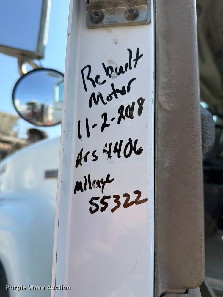 image for item FH6253 2007 International DF557 Paystar 5000 ready mix truck