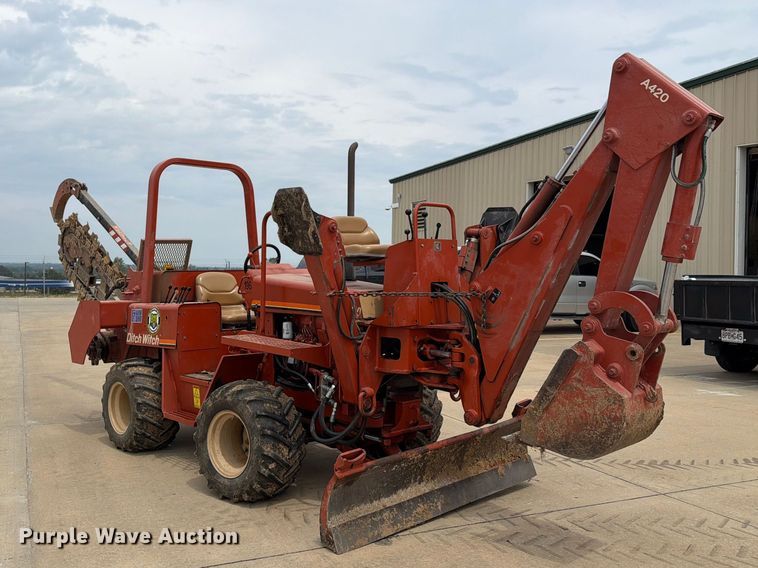 image for item FH6288 1993 Ditch Witch 5110DD trencher