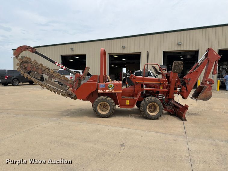 image for item FH6288 1993 Ditch Witch 5110DD trencher