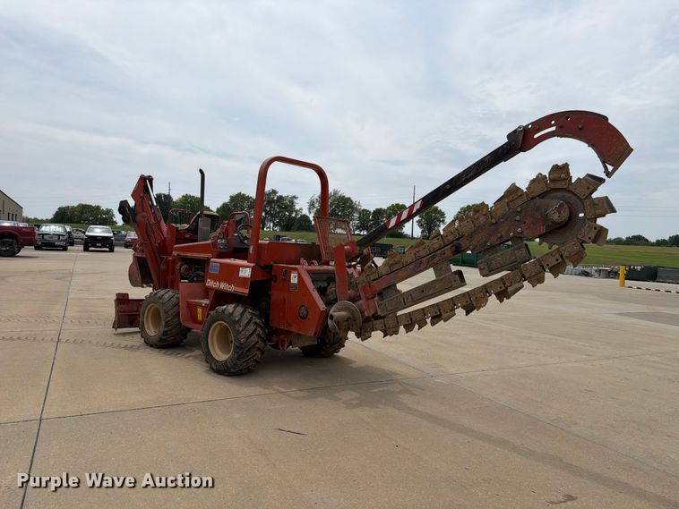 image for item FH6288 1993 Ditch Witch 5110DD trencher