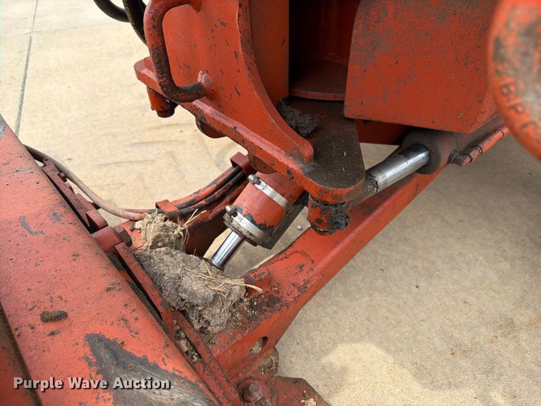 image for item FH6288 1993 Ditch Witch 5110DD trencher
