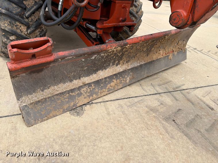 image for item FH6288 1993 Ditch Witch 5110DD trencher