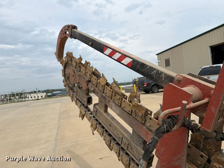 image for item FH6288 1993 Ditch Witch 5110DD trencher