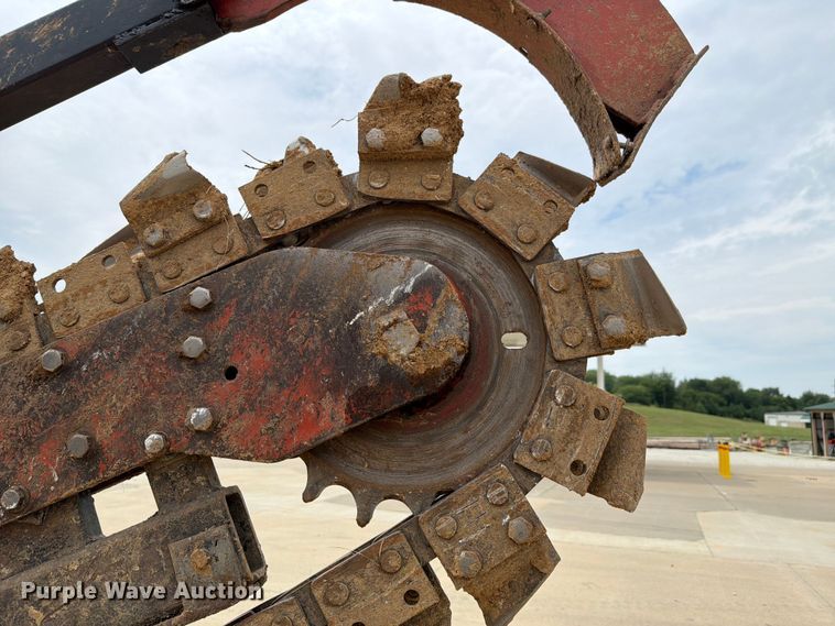 image for item FH6288 1993 Ditch Witch 5110DD trencher