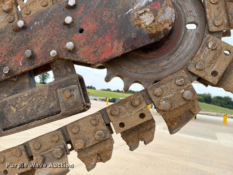 image for item FH6288 1993 Ditch Witch 5110DD trencher