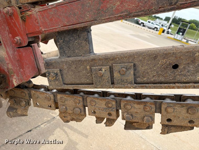 image for item FH6288 1993 Ditch Witch 5110DD trencher