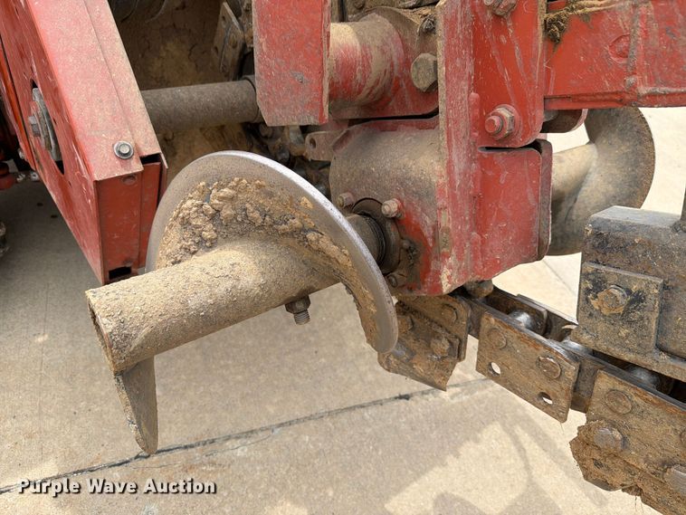 image for item FH6288 1993 Ditch Witch 5110DD trencher