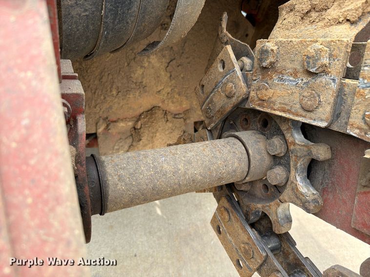 image for item FH6288 1993 Ditch Witch 5110DD trencher