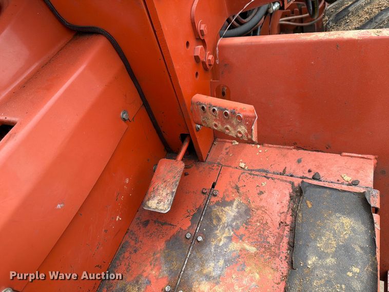 image for item FH6288 1993 Ditch Witch 5110DD trencher