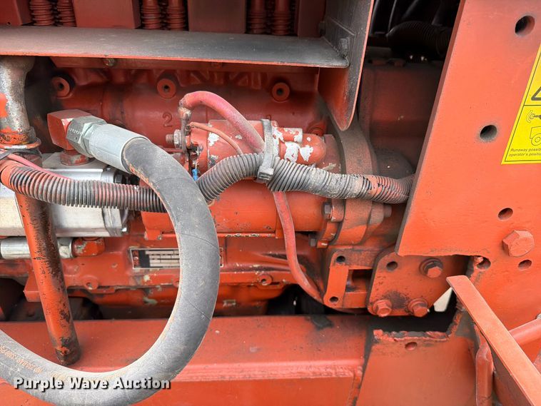 image for item FH6288 1993 Ditch Witch 5110DD trencher