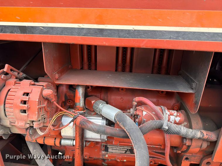 image for item FH6288 1993 Ditch Witch 5110DD trencher
