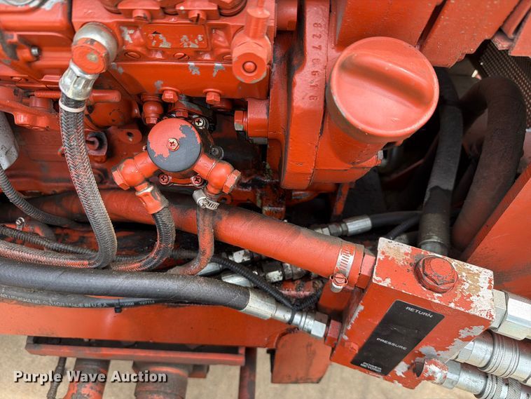 image for item FH6288 1993 Ditch Witch 5110DD trencher