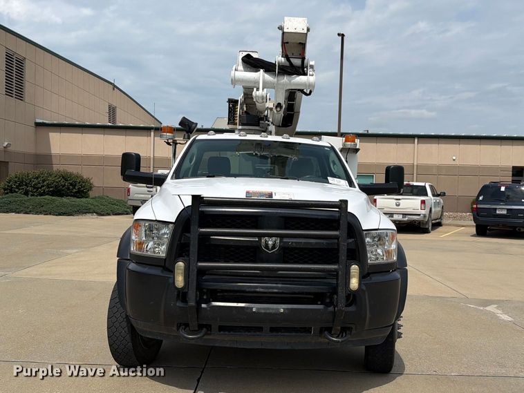 image for item FH6289 2017 RAM 5500HD bucket truck